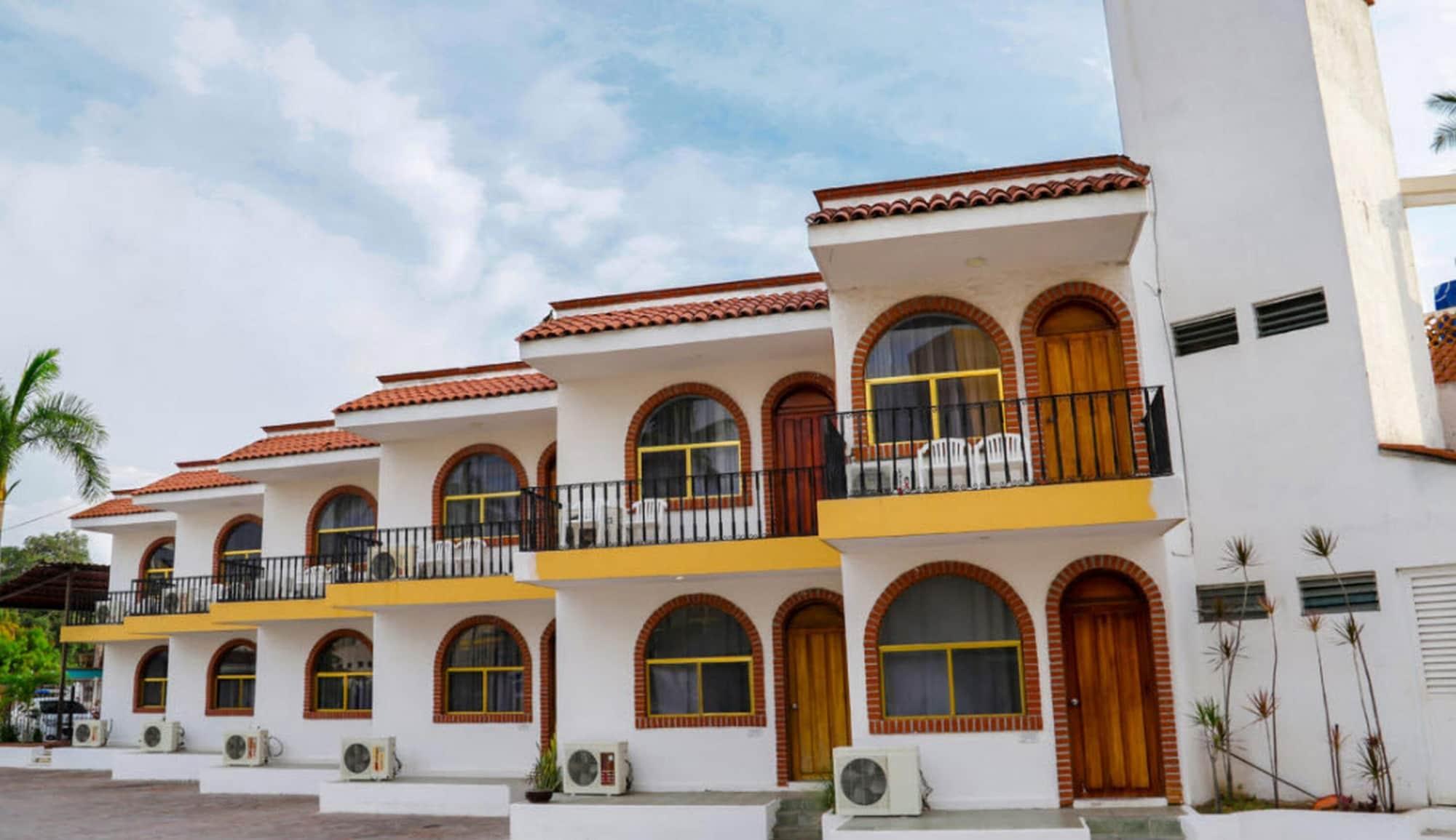 Costa Alegre Hotel & Suites Rincon de Guayabitos Eksteriør billede