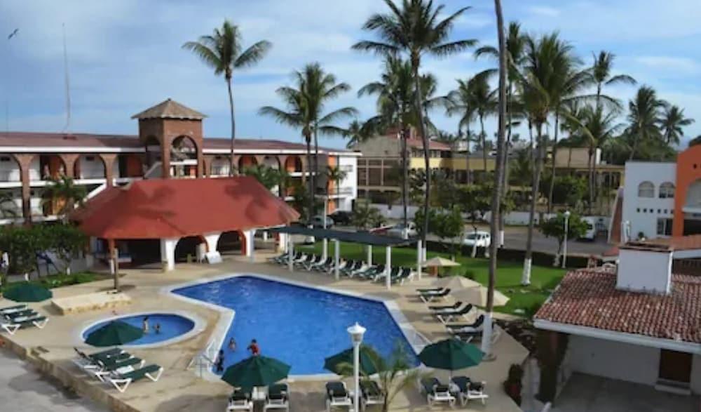 Costa Alegre Hotel & Suites Rincon de Guayabitos Eksteriør billede