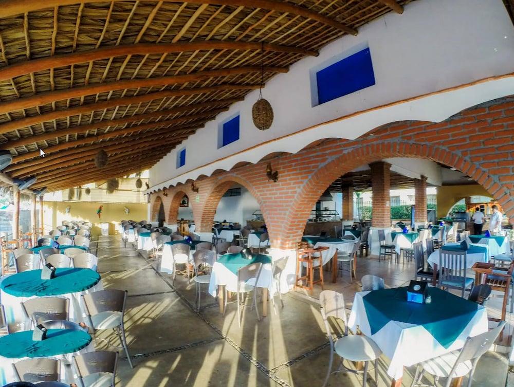 Costa Alegre Hotel & Suites Rincon de Guayabitos Eksteriør billede