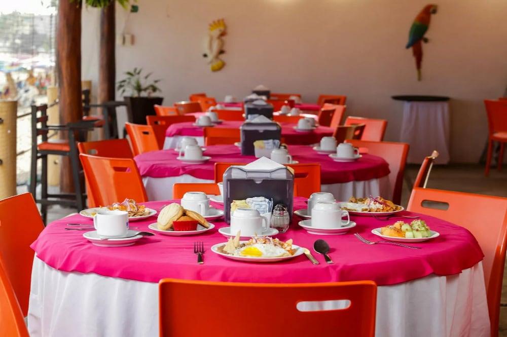 Costa Alegre Hotel & Suites Rincon de Guayabitos Eksteriør billede